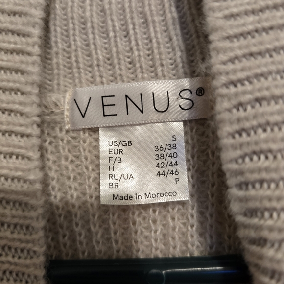 VENUS Beige Cold Shoulder Knit Sweater Brown Buttons Down LongSleeves Size SMALL - Picture 14 of 17